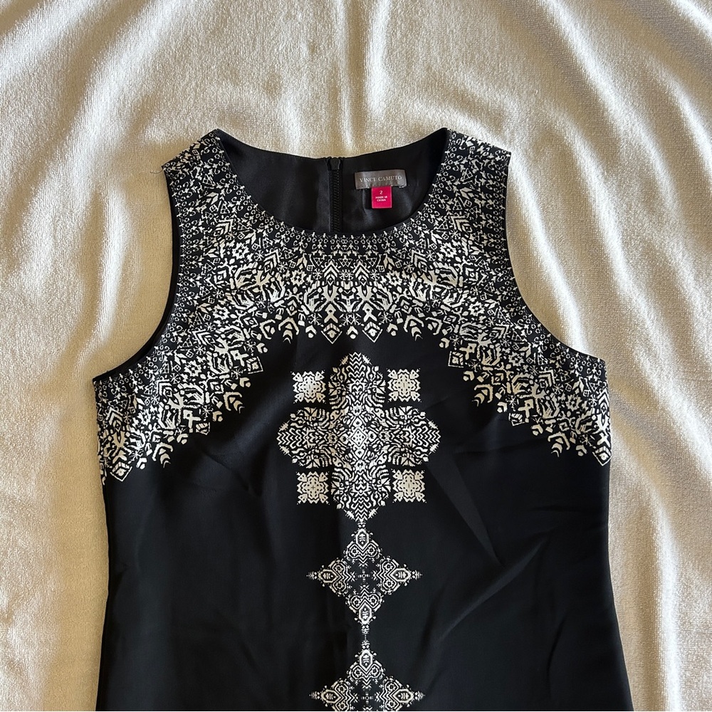 Vince Camuto Black and White Sheath Dress